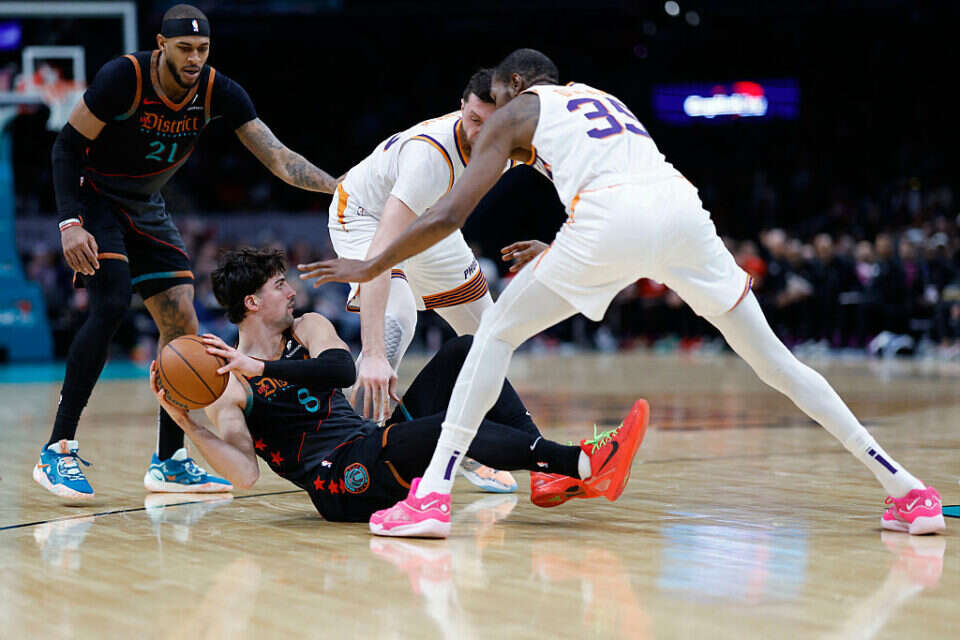 אבדיה נלחם מול דוראנט ונורקיץ' , USA TODAY Sports