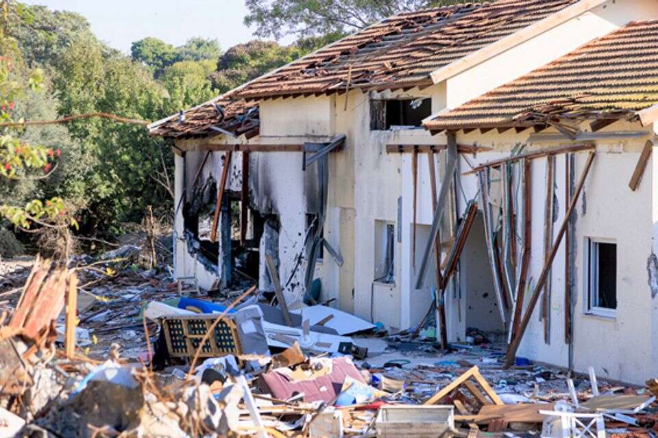 קיבוץ בארי אחרי הטבח , משה שי