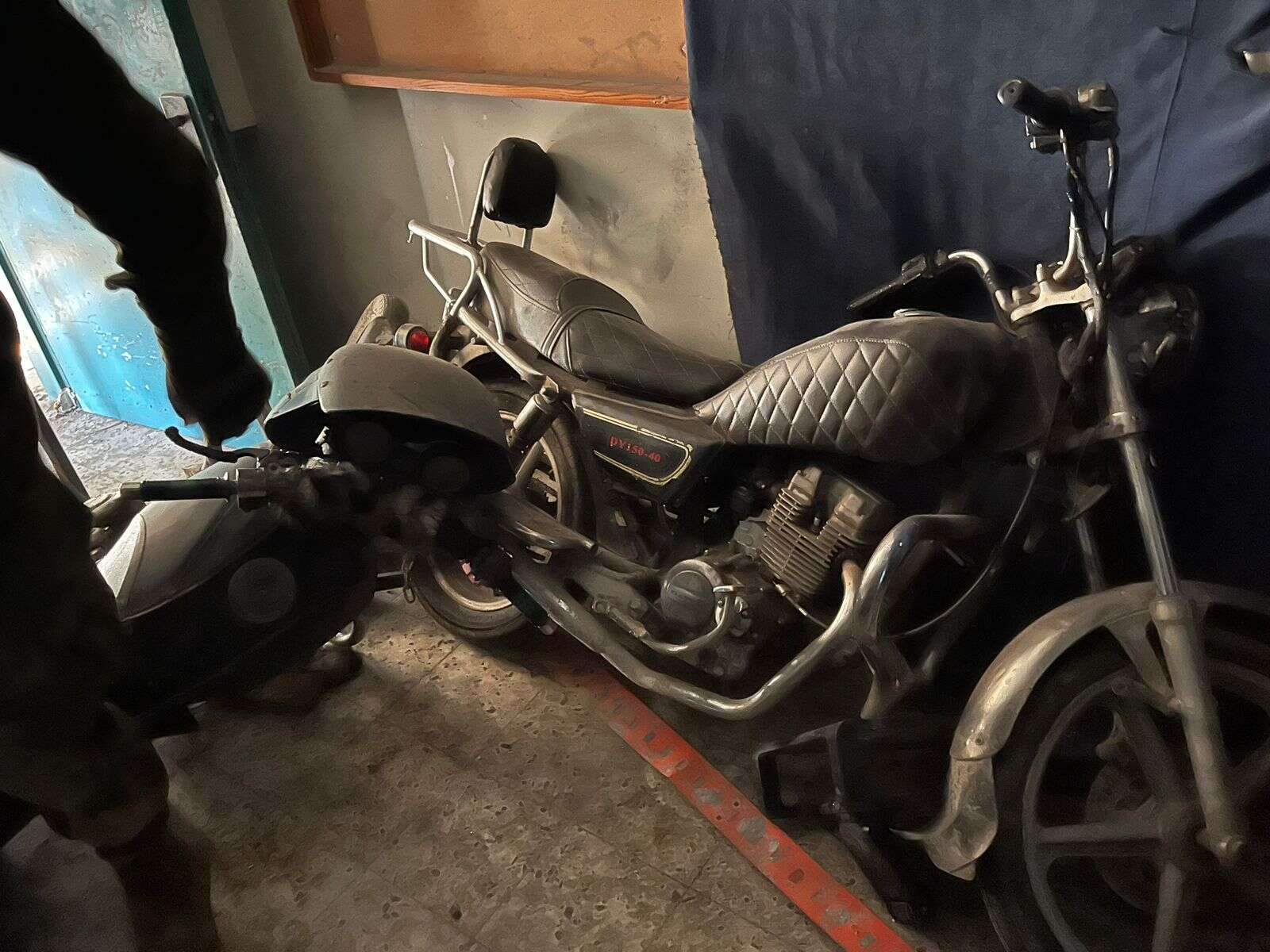Une moto appartenant à l'organisation terroriste qui se trouvait à proximité des fermes de serveurs, Ariel Kahana