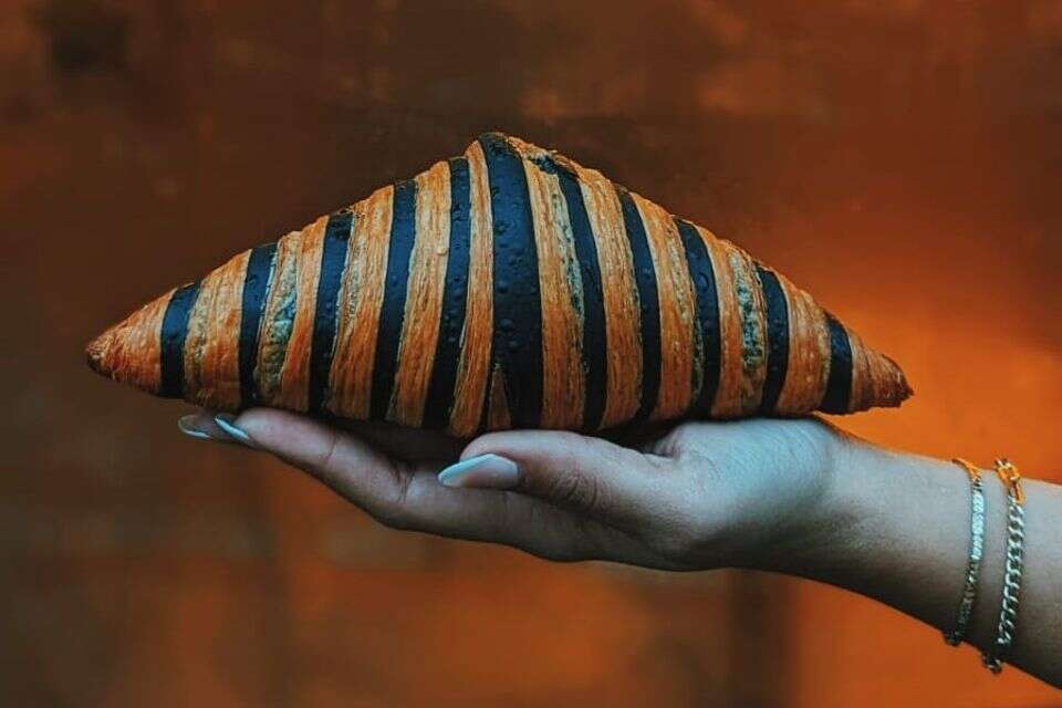הקרואסון של מטרלו , עדי פרץ