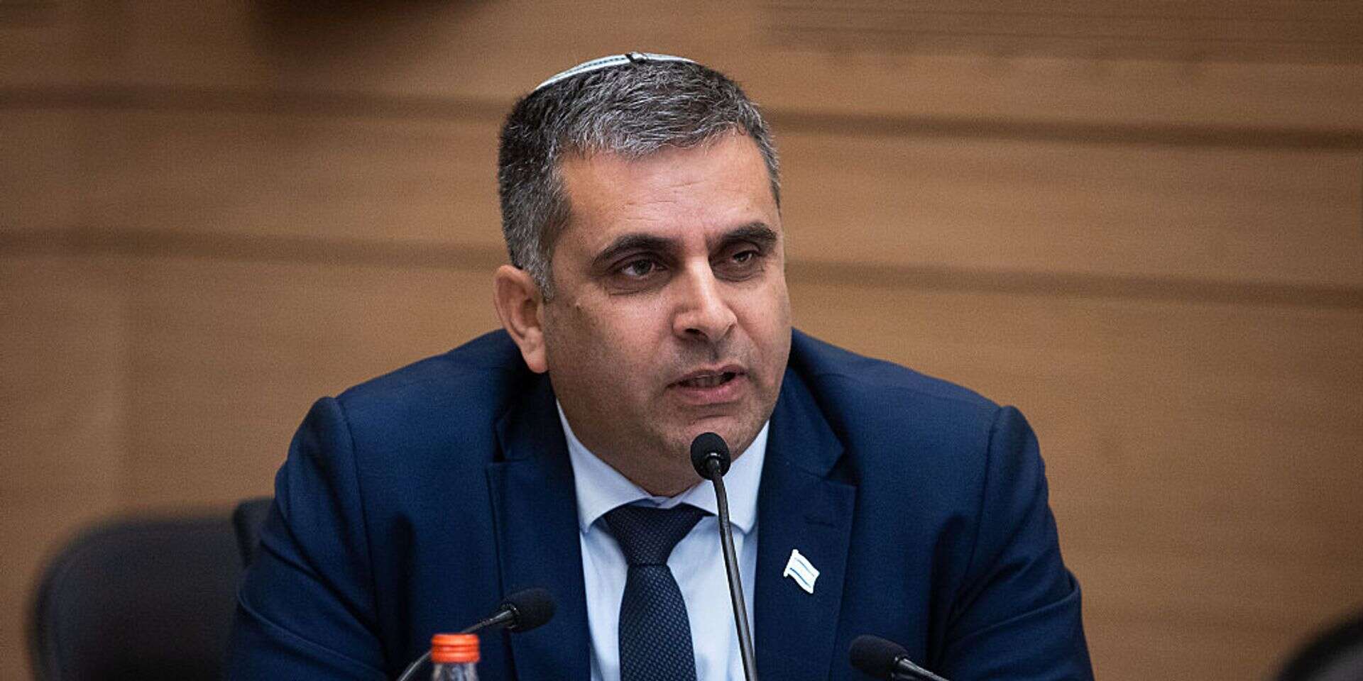 השר אופיר סופר (ארכיון) , אורן בן חקון