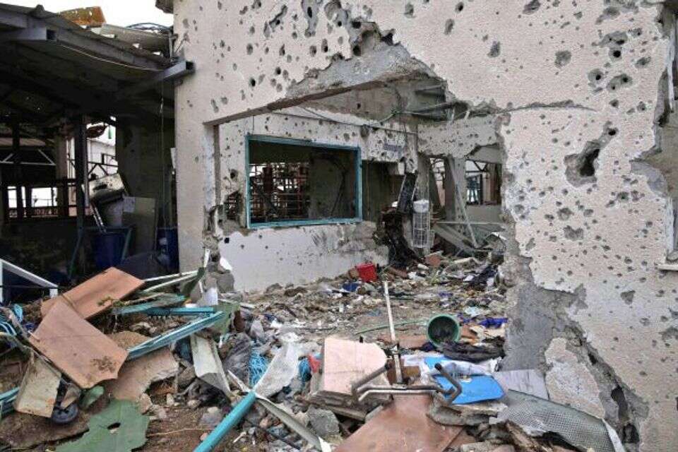 "כשהכל יהיה מוכן נגיע בתפוקה מלאה". הרפת בכיסופים וטקס הנחת אבן הפינה , דודו גרינשפן, רפי דלויה