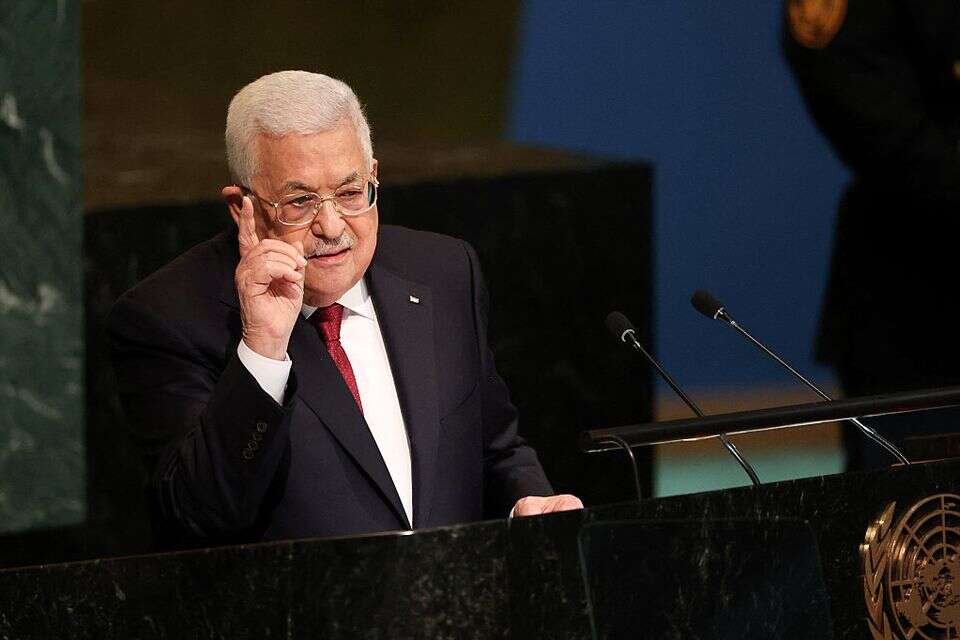 אבו מאזן. האשמות , כ