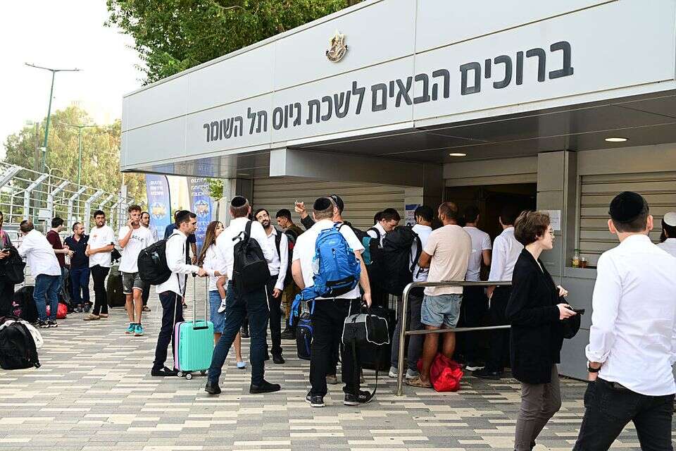 חרדים שהתגייסו בעקבות המלחמה
, יוסי זליגר