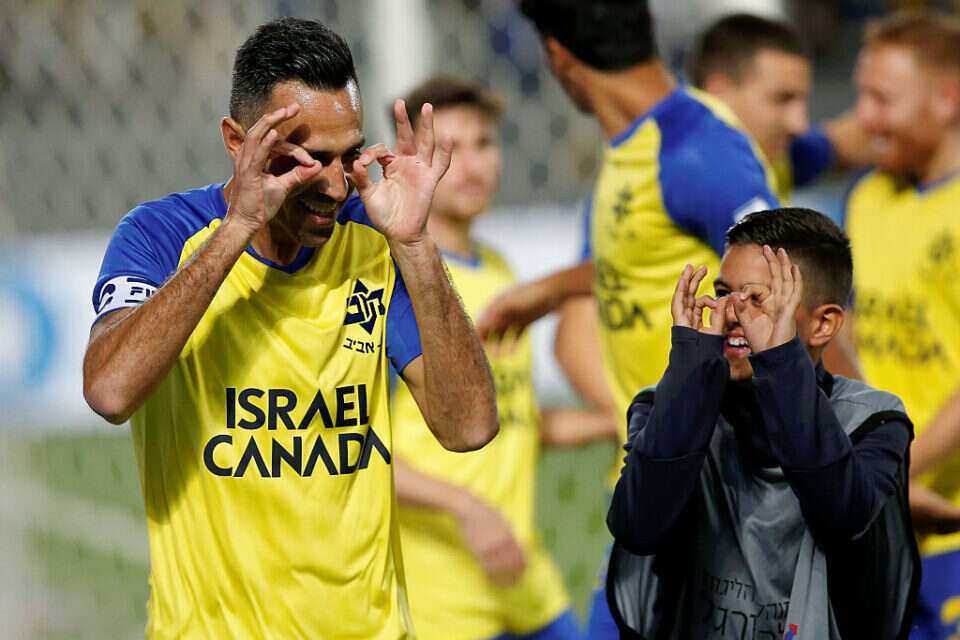 ערן זהבי חוגג שער עם בנו , אלן שיבר