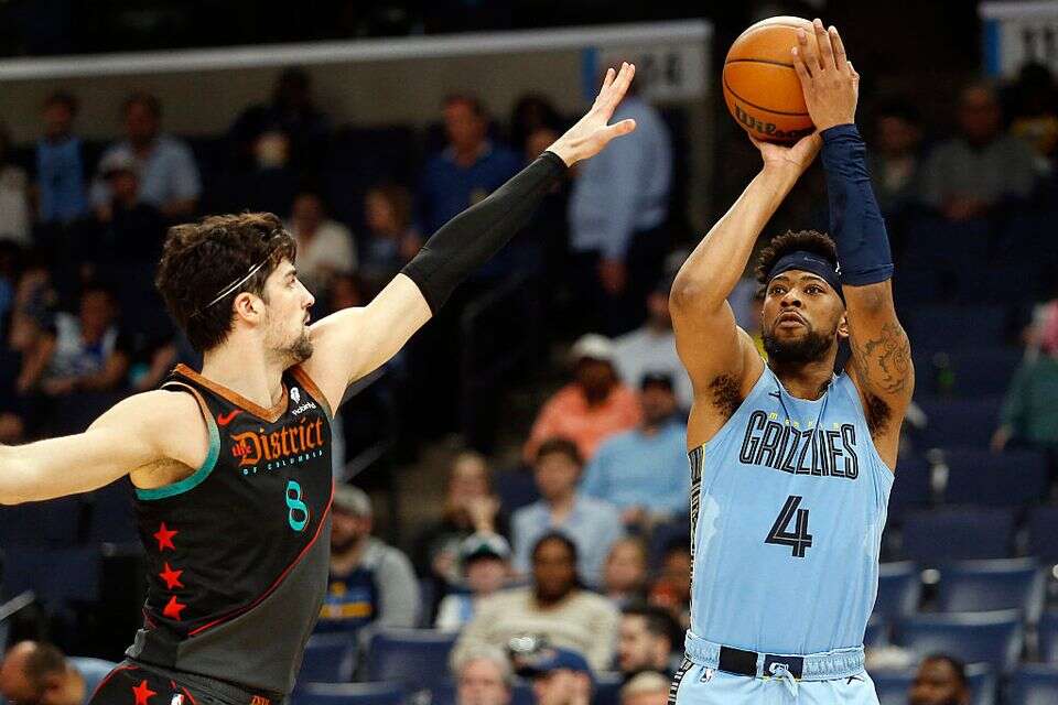 אבדיה שומר על גודווין  , USA TODAY Sport