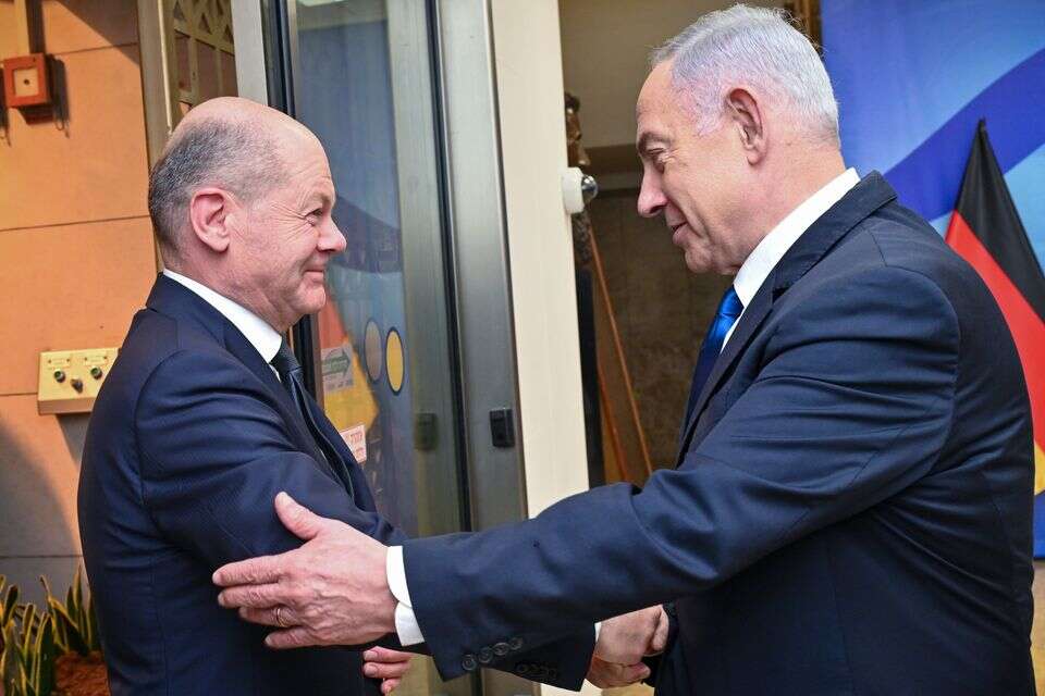 נתניהו ושולץ , קובי גדעון, לע״מ