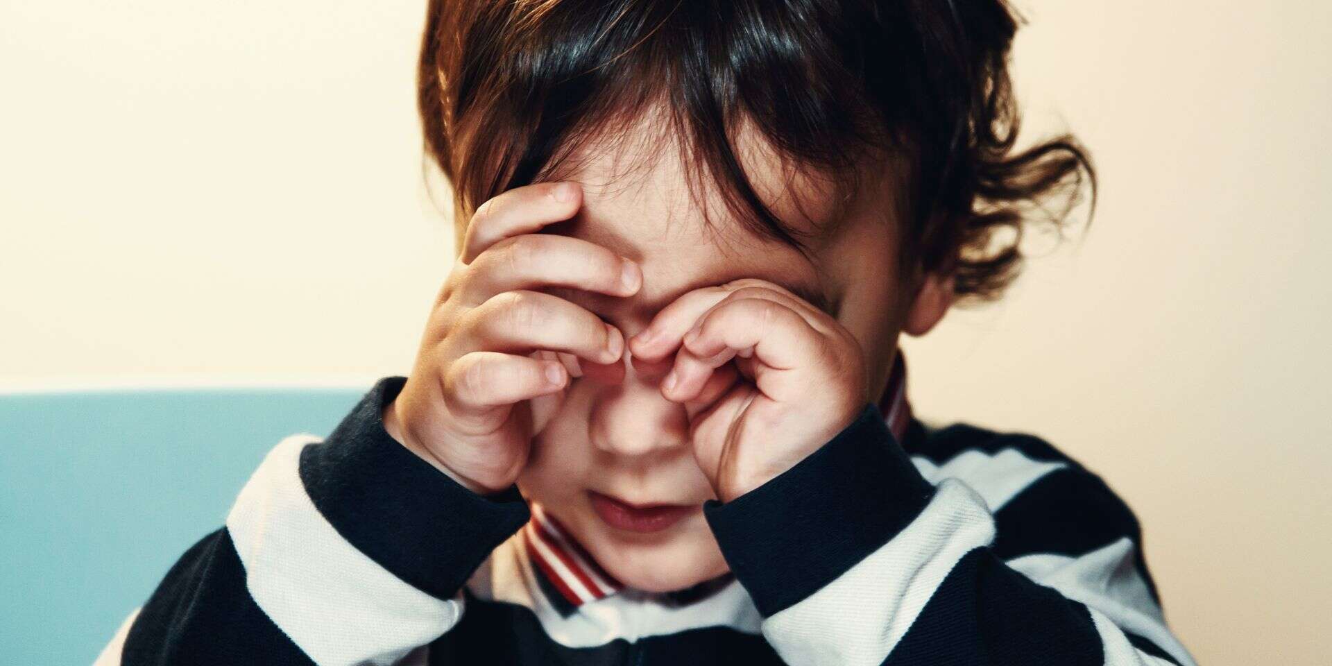 תינוק משפשף את עיניו , Getty Images