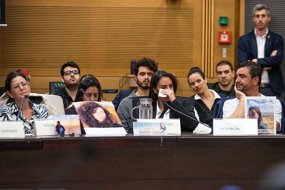 משפחות שכולות, שילדיהן נפלו במלחמת חרבות הברזל, בכנסת (ארכיון) , אורן בן חקון