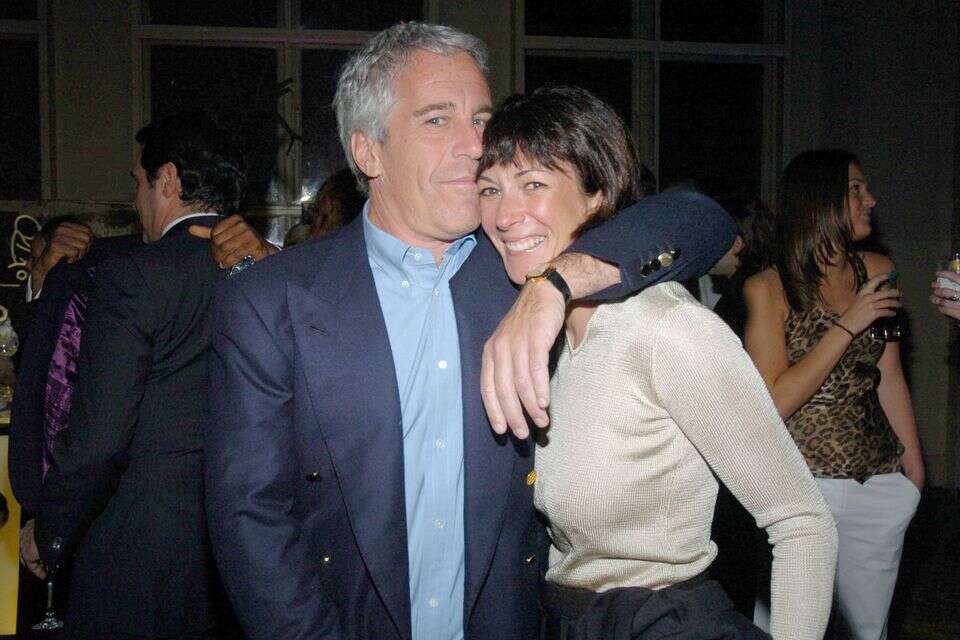 ג'פרי אפשטיין וה"מאדאם"
גיליין מקסוול
, GettyImage