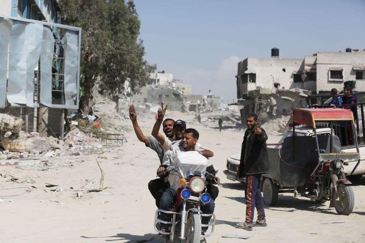 Les Gazaouis reviennent à Khan Yunis, après le retrait des forces de Tsahal, réseaux arabes
