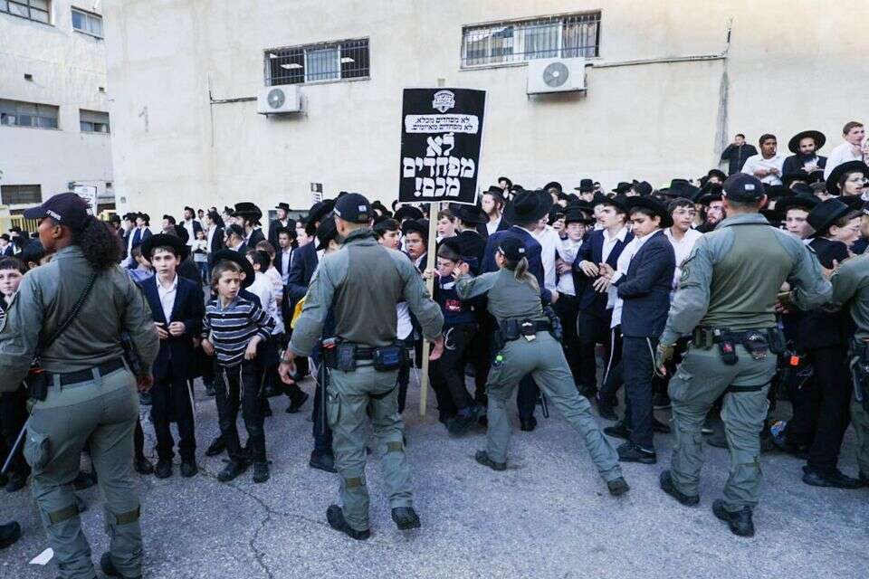 הפגנת החרדים מול לשכת הגיוס בירושלים , אורן בן חקון