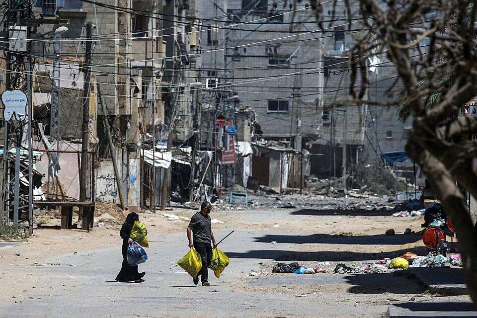 עזתים ברצועה , אי.פי.אי