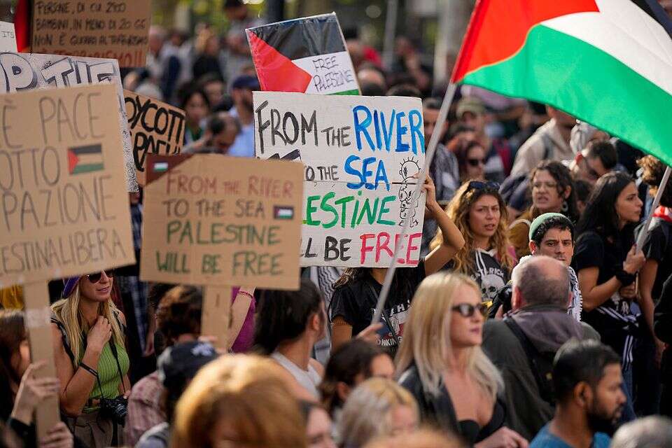  הפגנות תמיכה בפלשתינים. מתיחות על רקע 7 באוקטובר , אי.פי