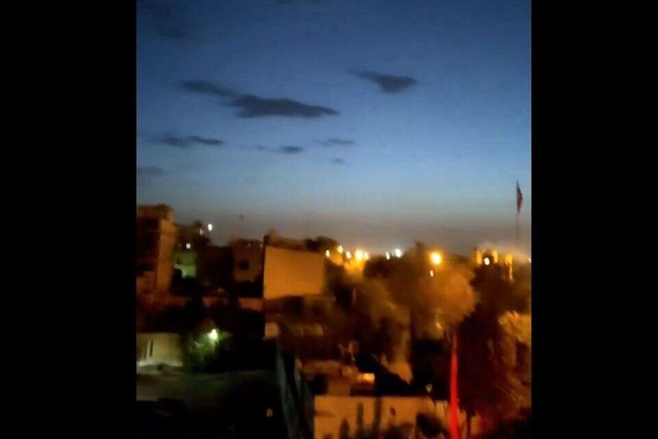 פיצוצים ליד איספהאן , רשתות חברתיות