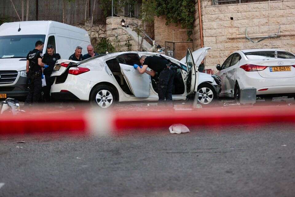 רכבם של המחבלים בזירת הפיגוע , אורן בן חקון