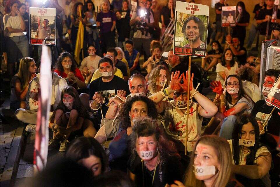 משפחות החטופים במחאה למען שחרור יקיריהם (ארכיון) , אי.אף.פי