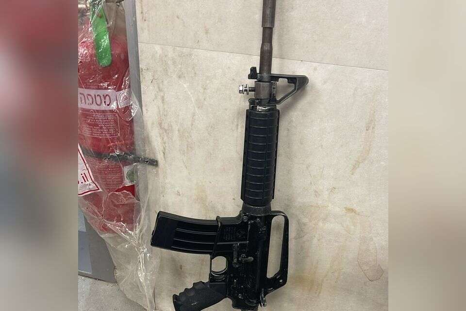 רובע M16 שהוחרם בעיר רהט ,