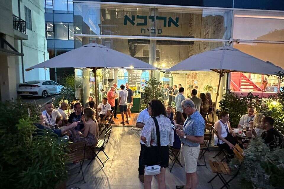 המקום בתל אביב , איתי אריכא