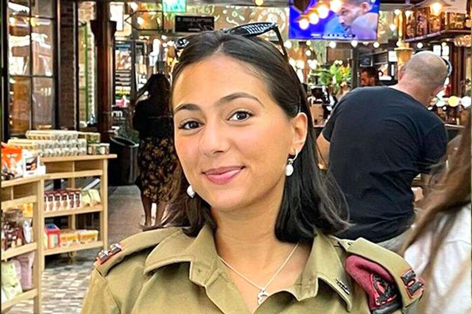 ליבי כהן מגורי ז"ל. "האדם הכי שמח בעולם" , מהאלבום המשפחיתי