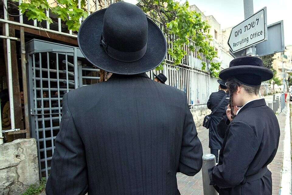 חרדים בלשכת הגיוס , אורן בן חקון