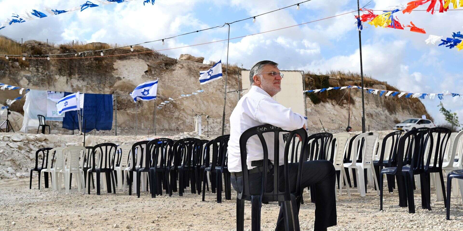 "העבודה בחינוך נותנת לי כוחות". דוד חטואל , אפרת אשל