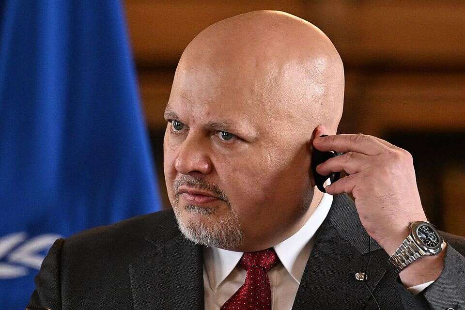 "התנהגות מינית בלתי הולמת". כרים חאן , אי.אף.פי