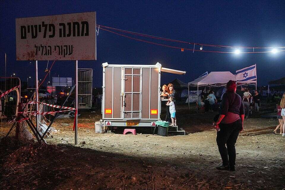 תושבי הצפון הקימו "מחנה פליטים" בגליל: "מדינת ישראל מתכווצת - הממשלה הפקירה אותנו" , אייל מרגולין - ג׳יני