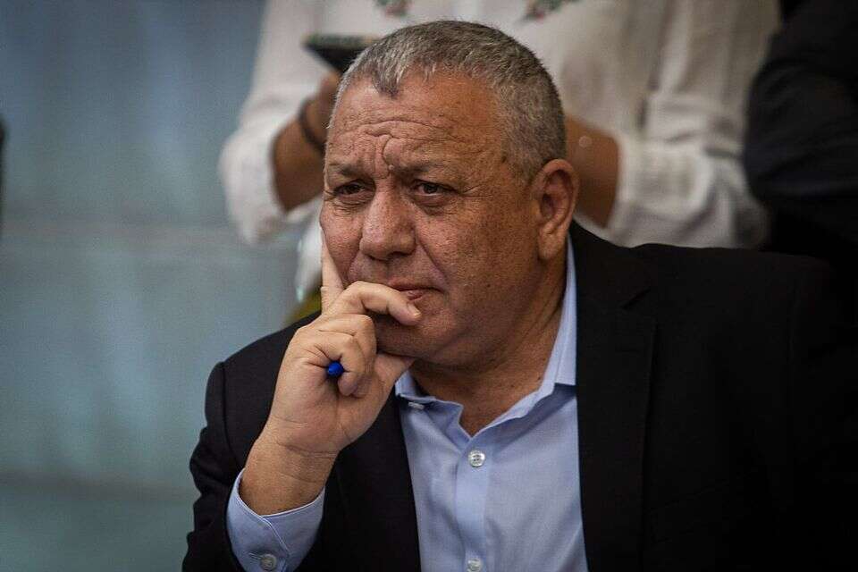 ח"כ גדי איזנקוט (ארכיון) , אורן בן חקון