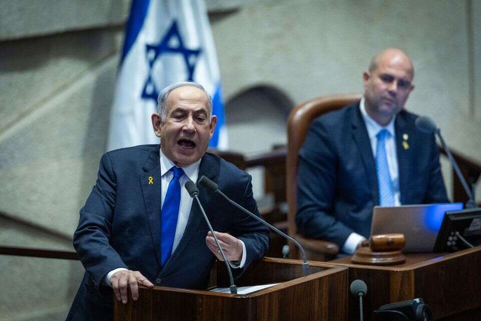 נתניהו במליאת הכנסת. "דוחה את השקר הנתעב שלפיו לא נתתי לצוות המו״מ מנדט" , יונתן זינדל פלאש 90