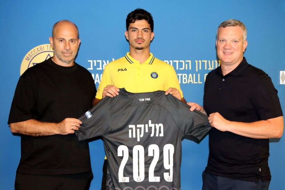 אופק מליקה. כישרון ענק בין הקורות , מכבי תל אביב