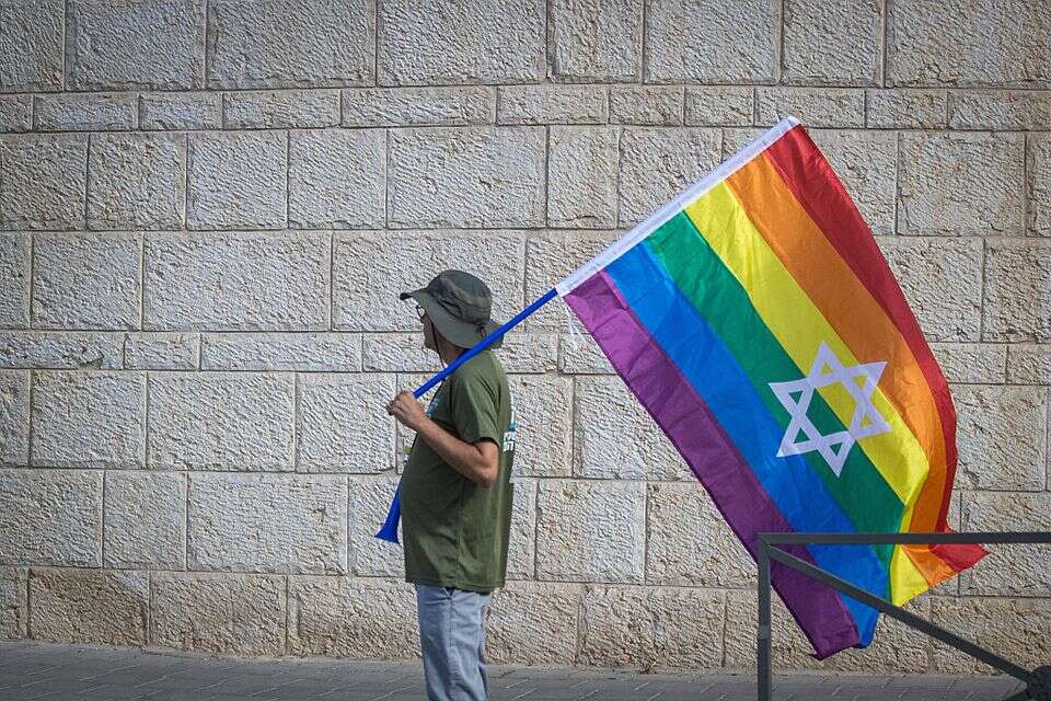 "עלייה של 28 אחוזים בדיווחים על התנכלות ללהט"ב ביחס לשנה קודמת" , אורן בן חקון