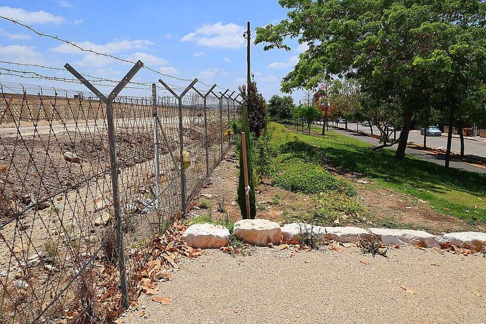 פחד בבת חפר: "תחושת הביטחון של התושבים ברצפה - חוששים שיקרה פה מה שקרה בעוטף"
, קוקו