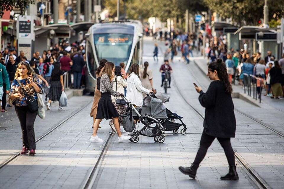 ירושלים 2024. חצתה את קו המיליון , אורן בן חקון