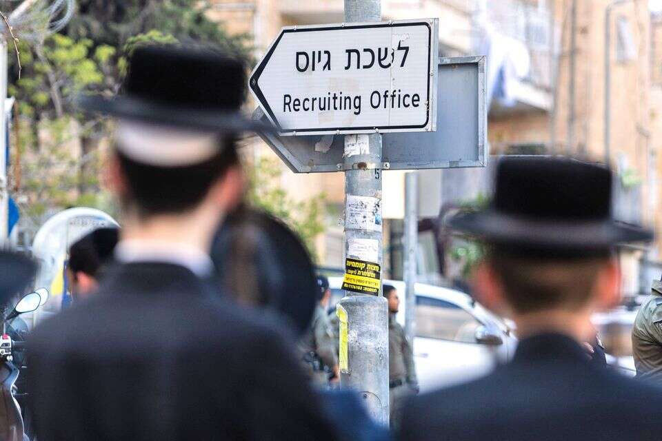 מנסים לאתר את המתגייסים הפוטנציאלייםצילום: אורן בן חקון , אורן בן חקון
