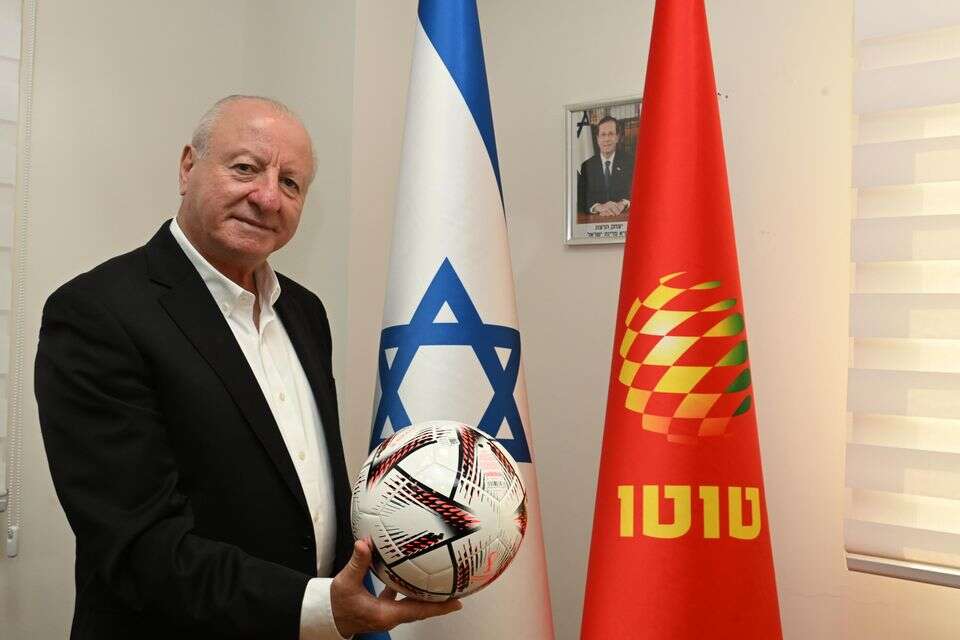 יו"ר הטוטו, שבתאי צור , ראובן שוורץ, יח"צ