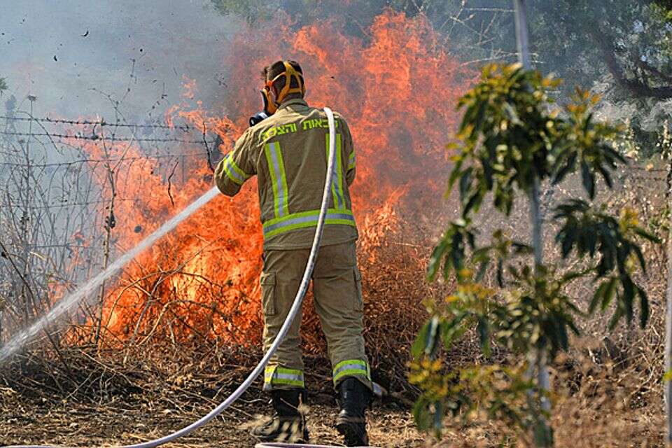 המאמץ לכיבוי השריפות בגולן , אי.אף.פי