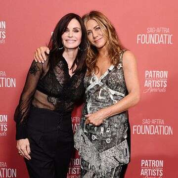 מפגש פסגה: רייצ'ל ומוניקה מ"חברים" חוזרות