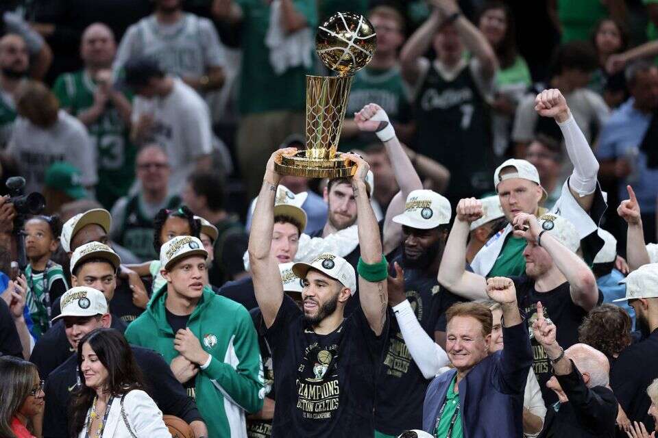 בוסטון סלטיקס אלופת ה-NBA , EFP