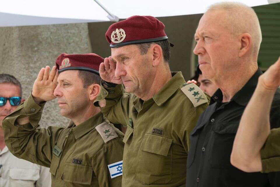 דרגות אלוף הוענקו לתת-אלוף אבי בלוט. גלנט, הלוי ובלוט , דובר צה"ל
