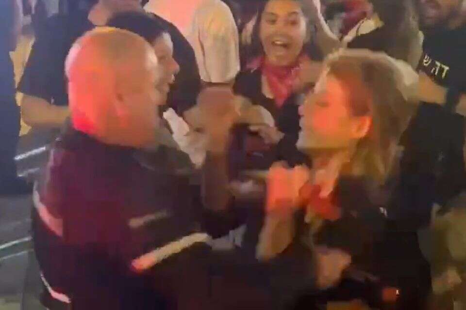 יולן כהן , ללא קרדיט