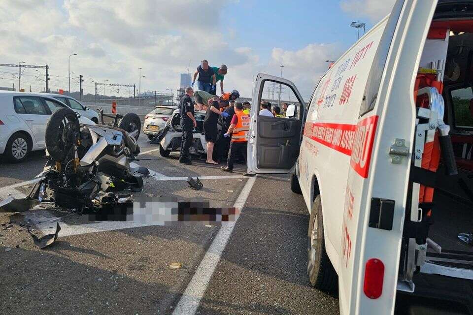 תאונת דרכים קשה בכביש 20 לכיוון צפון סמוך למחלף גלילות (ארכיון) , מד"א