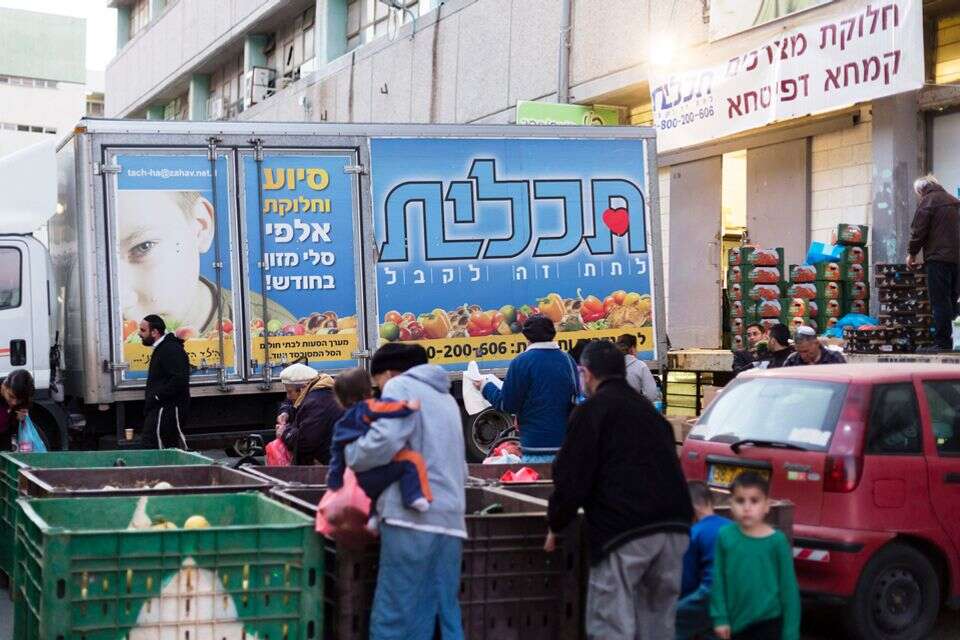 חלוקת מזון במגזר החרדי , דודי ועקנין