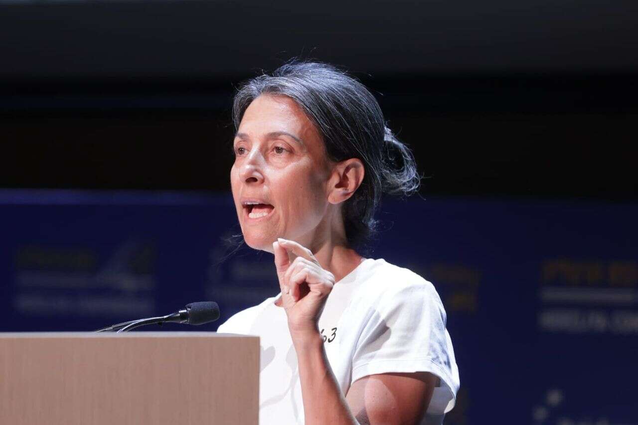 The moderator choked up and apologized: Hersh Goldberg's mother - Poland was interviewed for 60 minutes