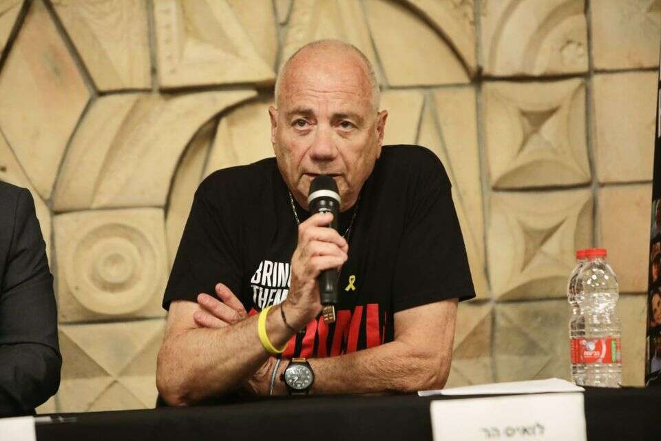 לואיס הר בהצהרת משפחות החטופים , גדעון מרקוביץ'