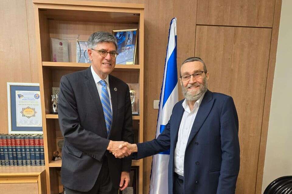 גפני וג'ק לו , דוברות ח"כ גפני
