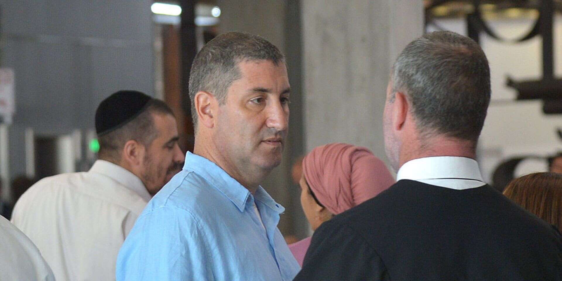 הגניקולוג ד"ר בני שכטר ועורכי דינו (ארכיון) , יוסי זליגר