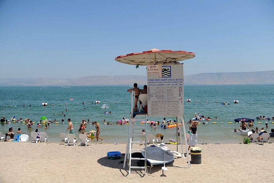 חוף גיא בטבריה , m