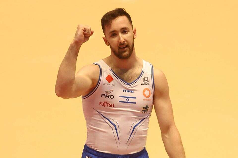 ארטיום דולגופיאט , אורן אהרוני