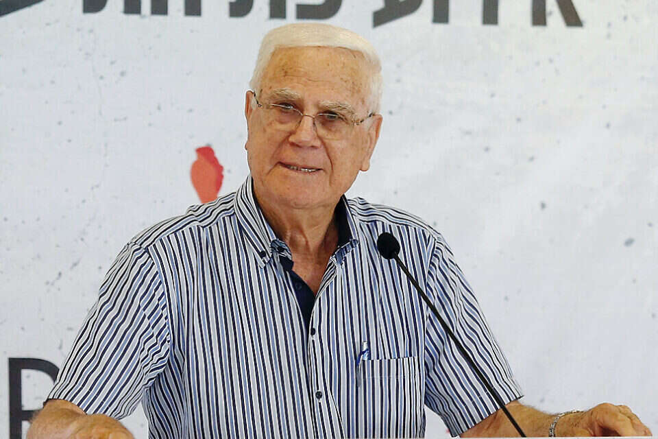 יעקב שחר , אלן שיבר